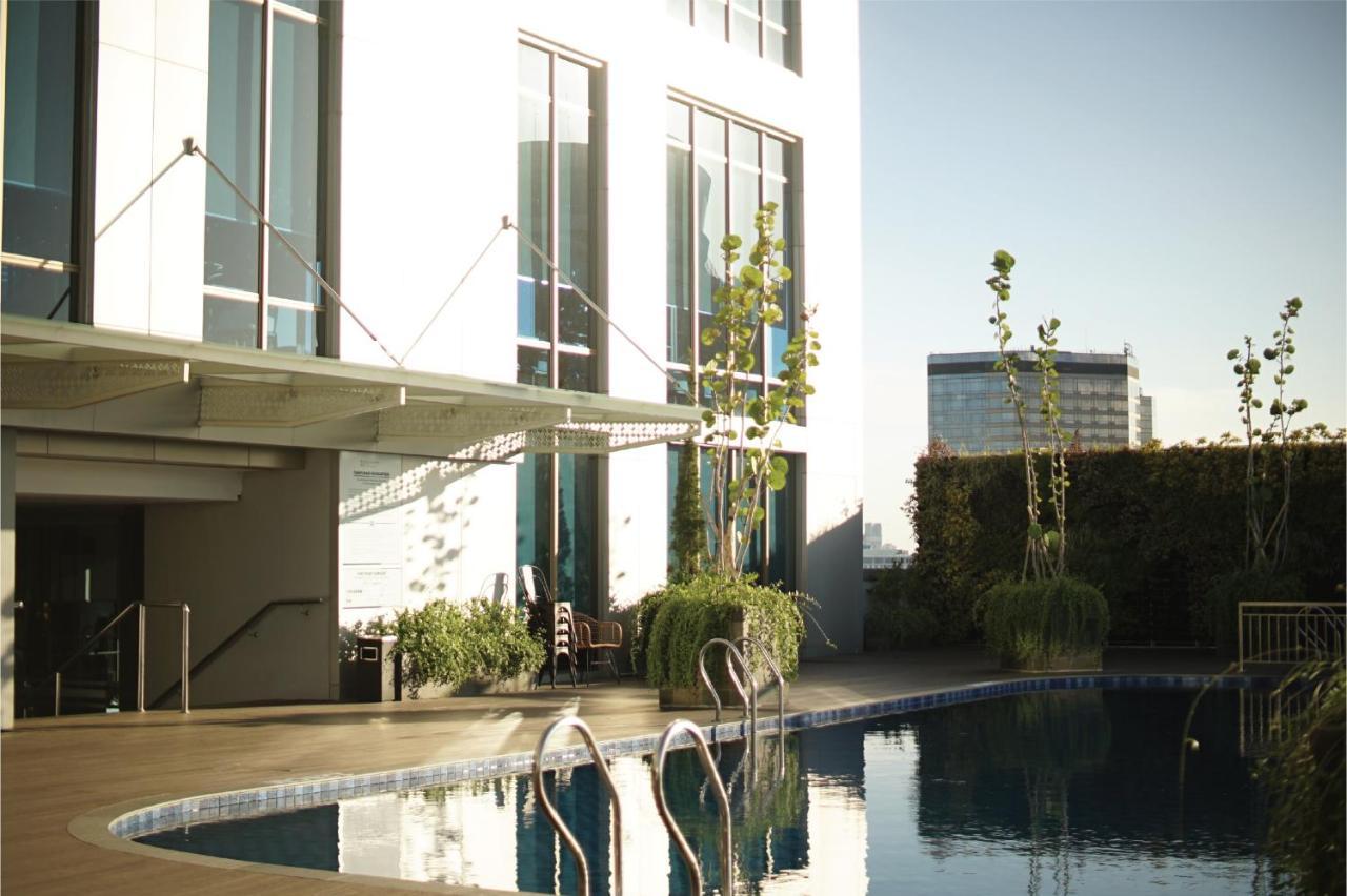 Platinum Tunjungan Hotel